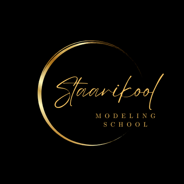 Tüdruk õpib poseerimist Staarikoolis